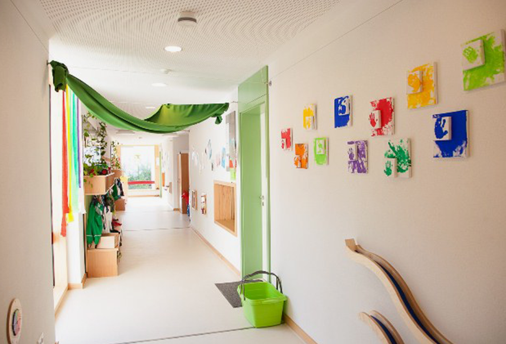 Gang im Kindergarten | © Caritasverband München und Freising e.V.