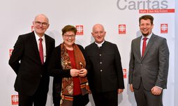 Pressewand | © Caritasverband der Erzdiözese München und Freising